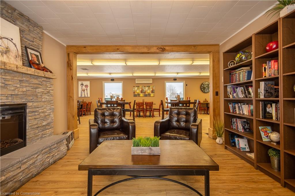 1319 Yonge Street S Property Photo 27