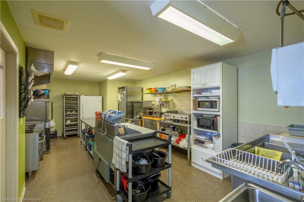 1319 Yonge Street S Property Photo 34