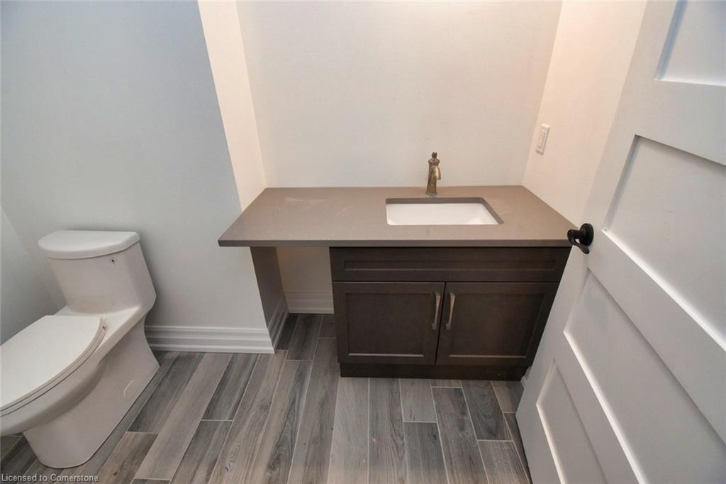 21-40 Heath Street Property Photo 21