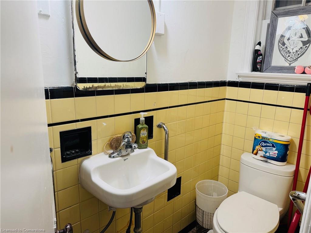 32 Simeon Street Property Photo 23