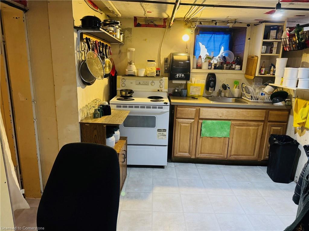 32 Simeon Street Property Photo 32