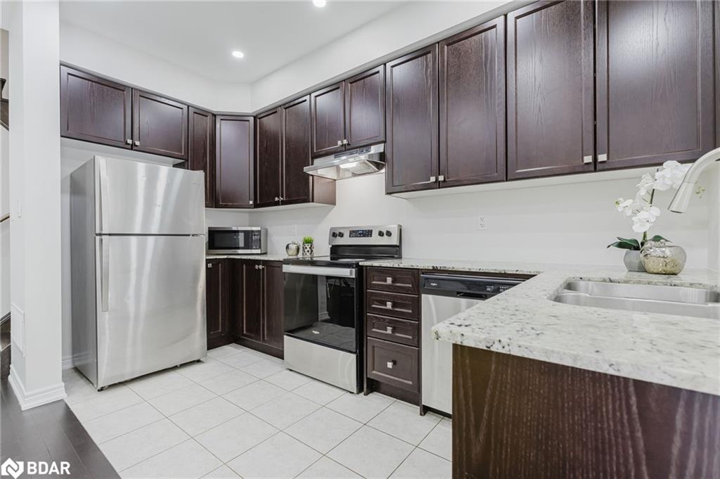 3951 Koenig Road Property Photo 11