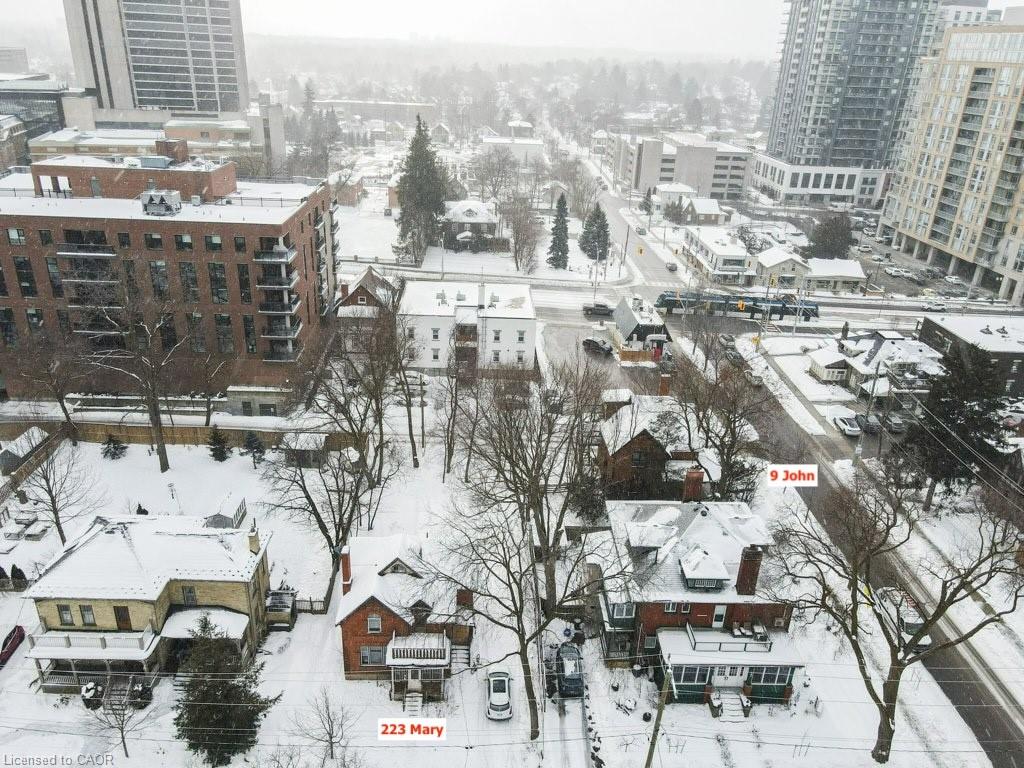 223 Mary Street Property Photo 3