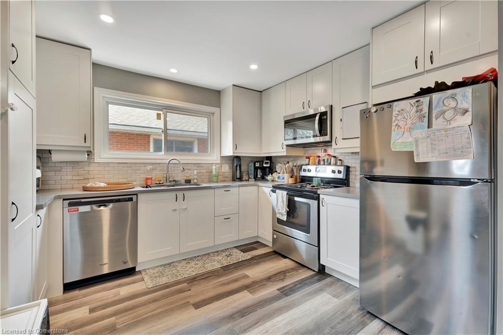 584 East 27th Street Property Photo 13