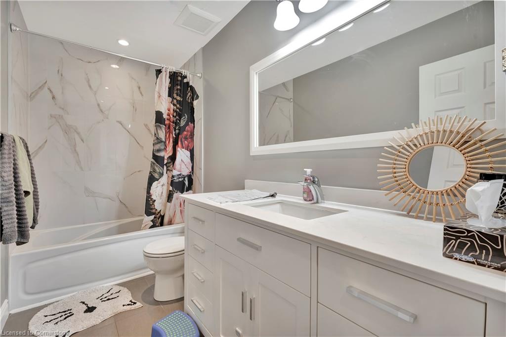 584 East 27th Street Property Photo 18