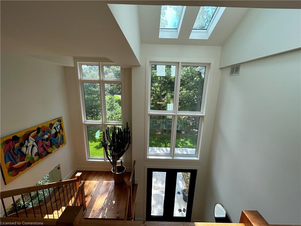 2072 Wilkinson Street Property Photo 20