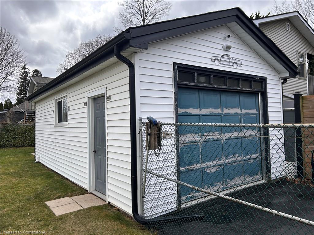 1 Tupper Boulevard Property Photo 6