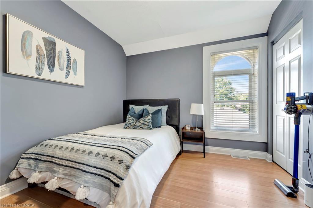 68 Richmond Street Property Photo 28