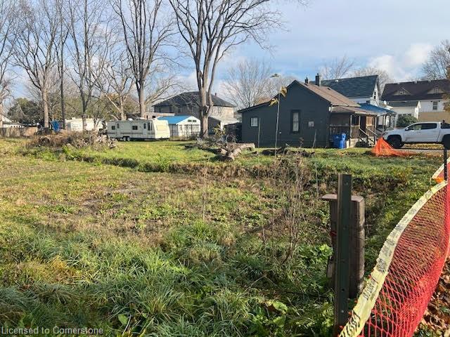 319 Park Street Property Photo 2