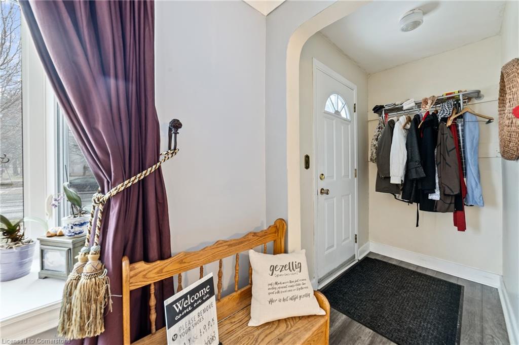 539 Mohawk Road W Property Photo 5