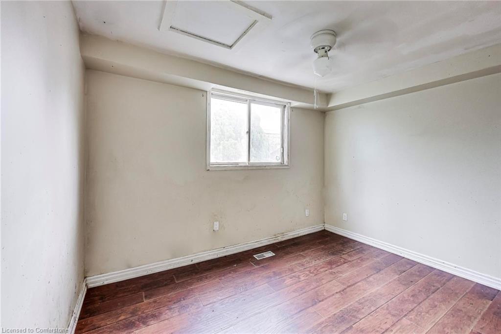 208 East Avenue N Property Photo 8