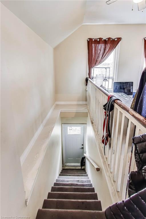 208 East Avenue N Property Photo 11