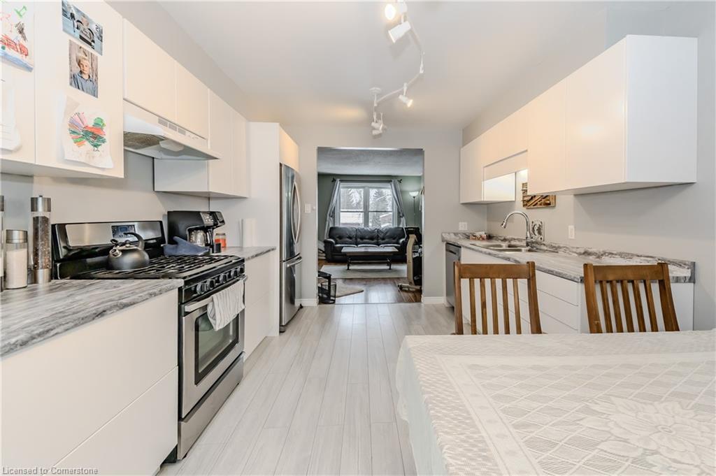 56 Fennell Street Property Photo 15