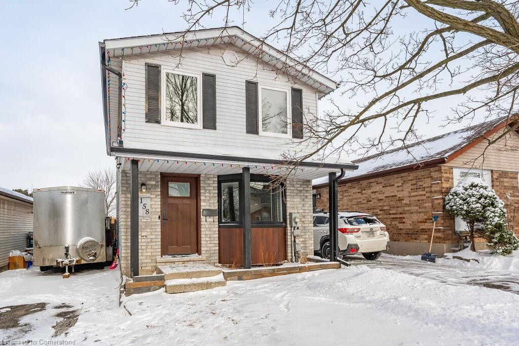 158 Carter Crescent Property Photo 6
