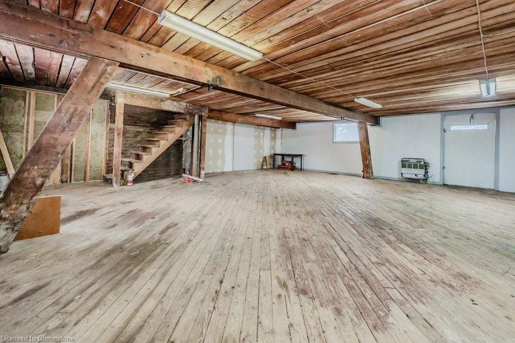 290 Garden Street Property Photo 11