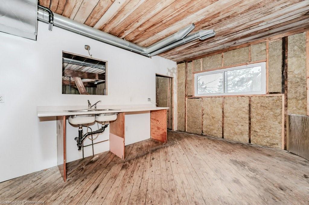 290 Garden Street Property Photo 20