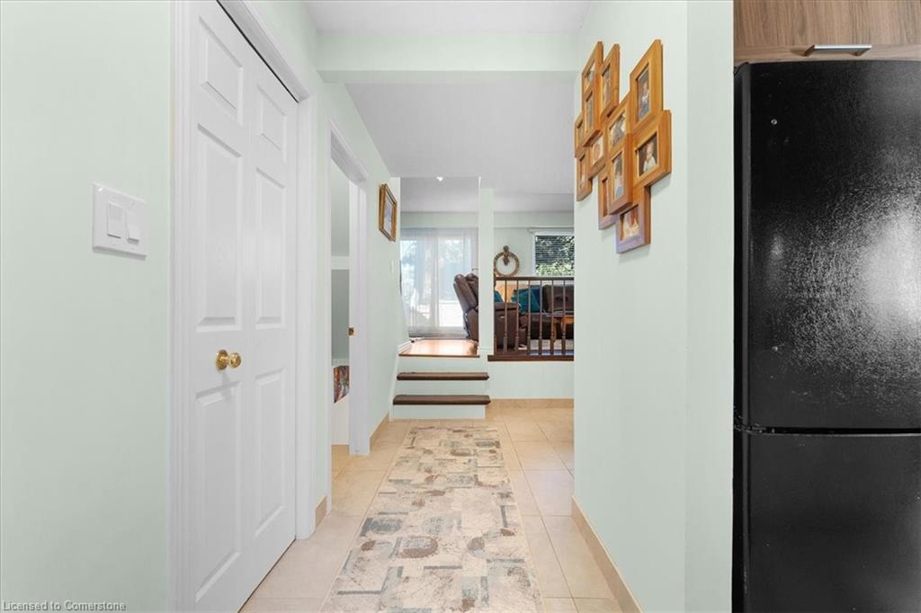 8-122 Lakeshore Road Property Photo 6