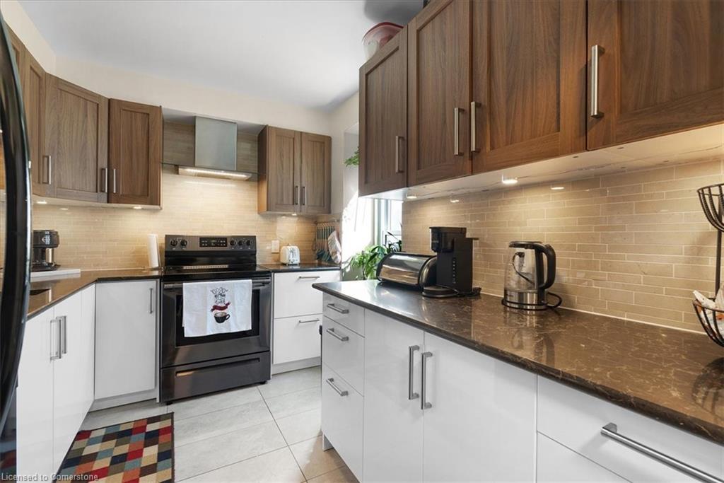 8-122 Lakeshore Road Property Photo 7