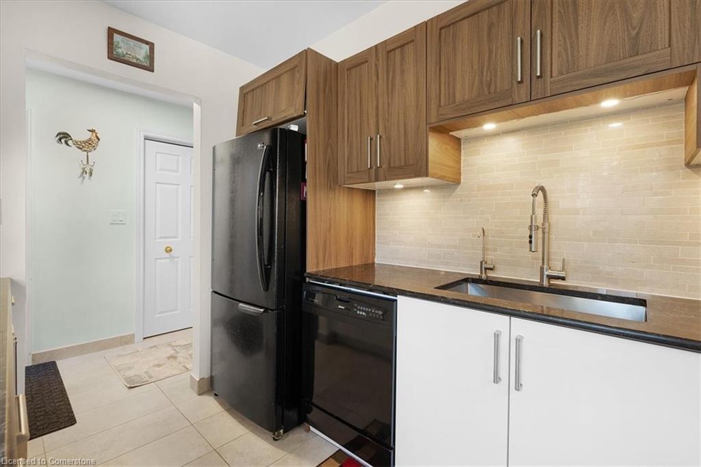 8-122 Lakeshore Road Property Photo 8