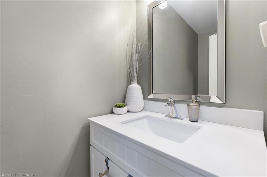 8-122 Lakeshore Road Property Photo 14