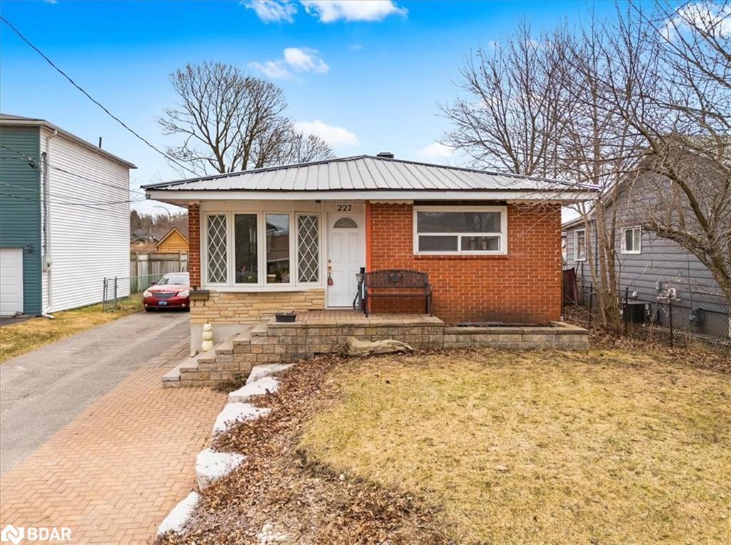 227 Southview Road Property Photo 1