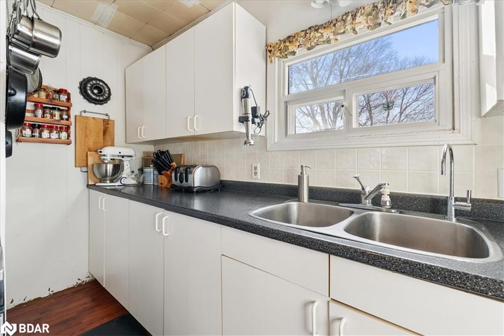 227 Southview Road Property Photo 11
