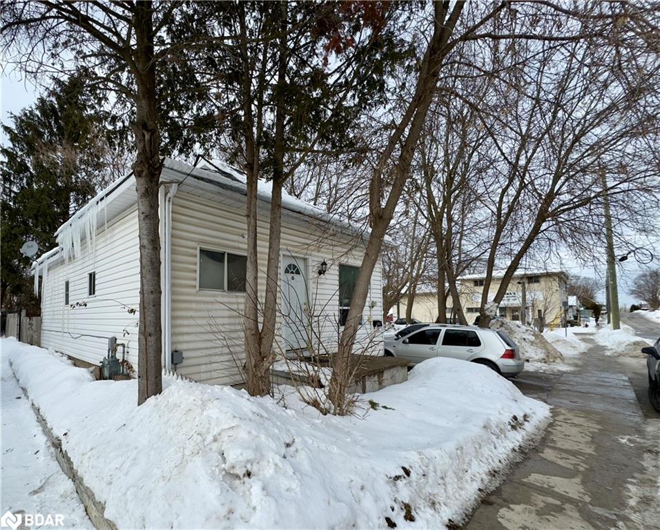 102 Victoria Street Property Photo