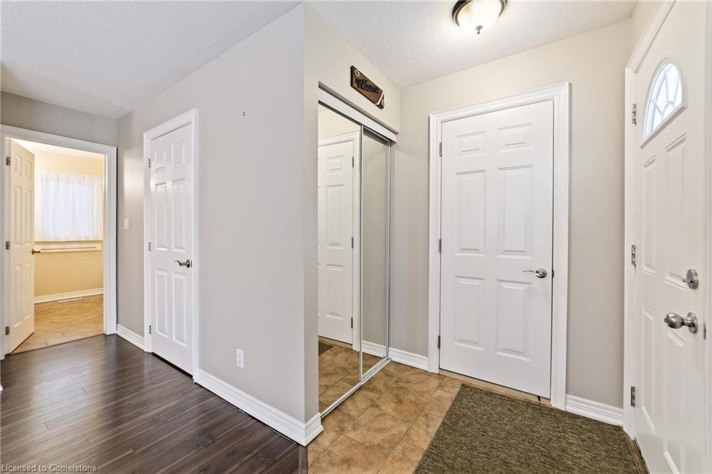 539 Mohawk Road W Property Photo 20