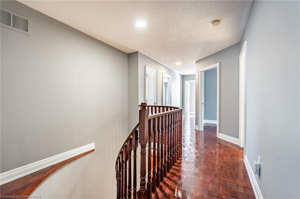 3193 Innisdale Road Property Photo 17