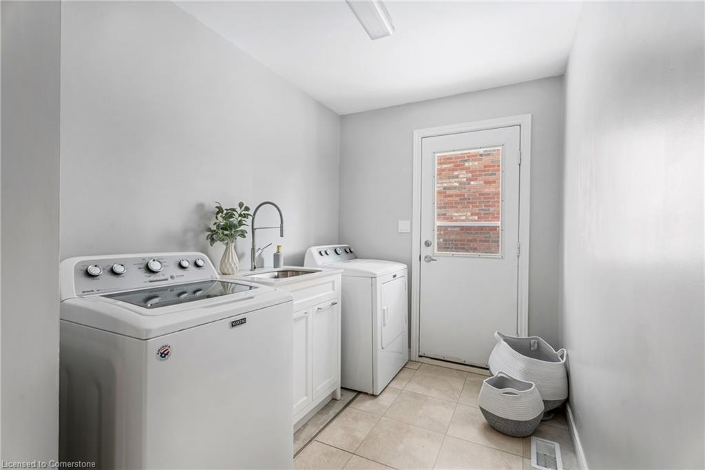 417 Golflinks Road Property Photo 14