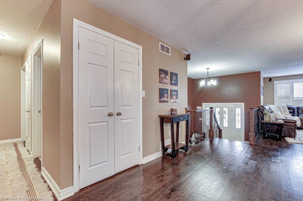 29 Batson Crescent Property Photo 3