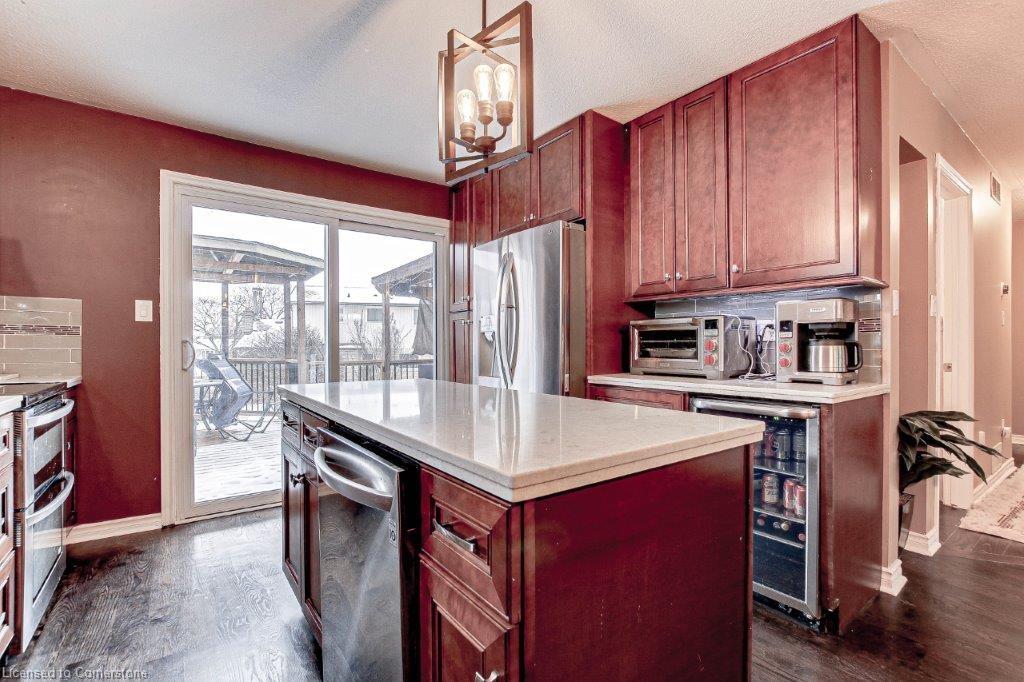 29 Batson Crescent Property Photo 8