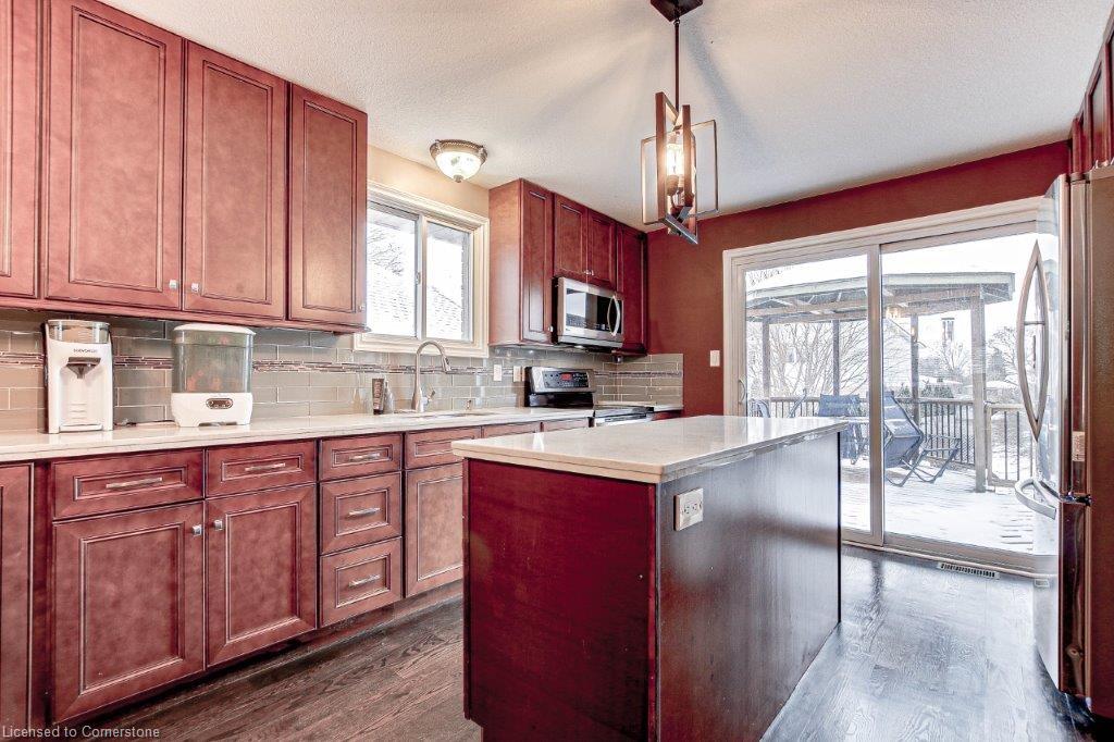 29 Batson Crescent Property Photo 9