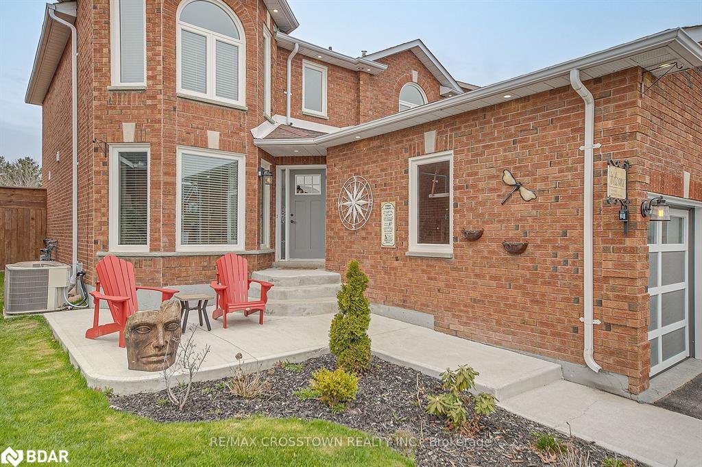 92 Golden Meadow Road Property Photo 2