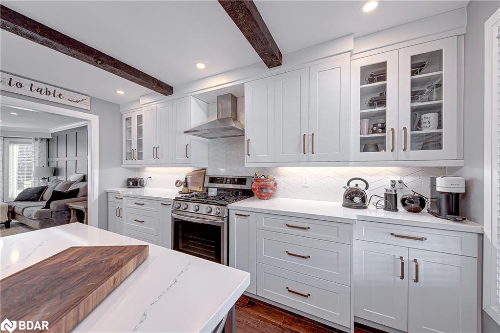 92 Golden Meadow Road Property Photo 17