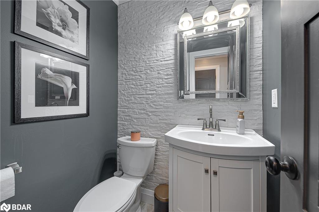 92 Golden Meadow Road Property Photo 41