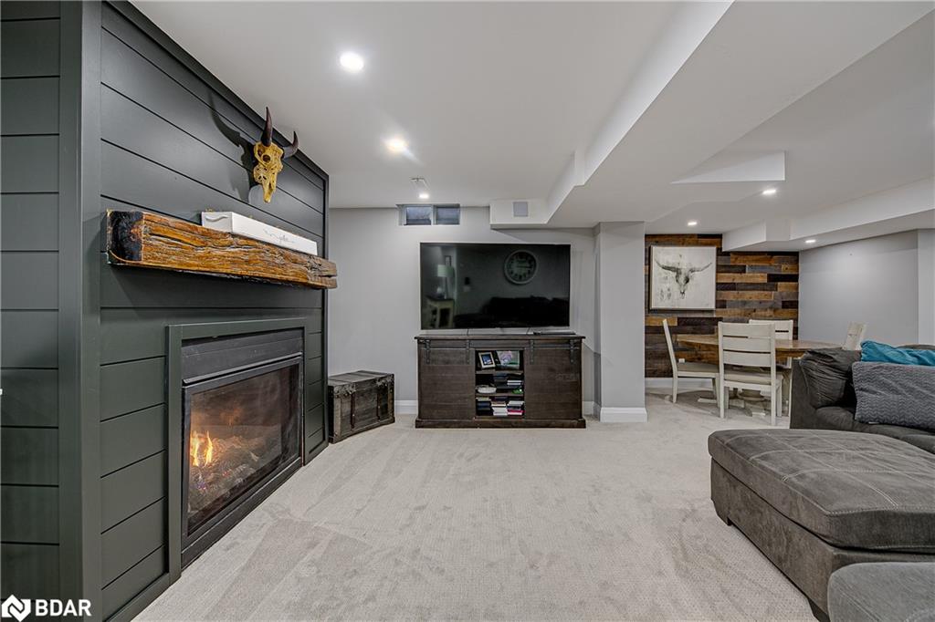 92 Golden Meadow Road Property Photo 44