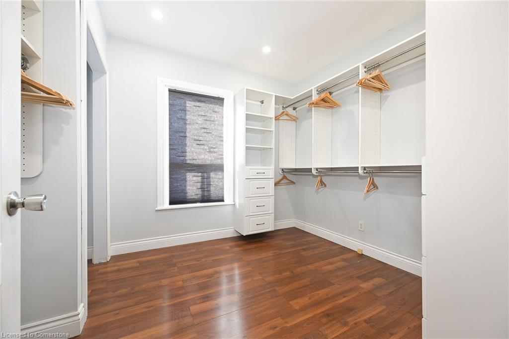 200 Kensington Avenue N Property Photo 33