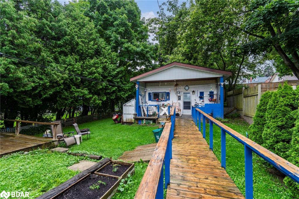 643 645 Dominion Avenue Property Photo 5