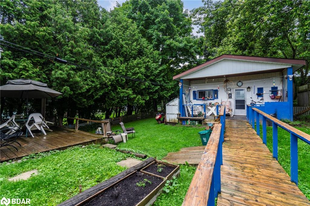643 645 Dominion Avenue Property Photo 6
