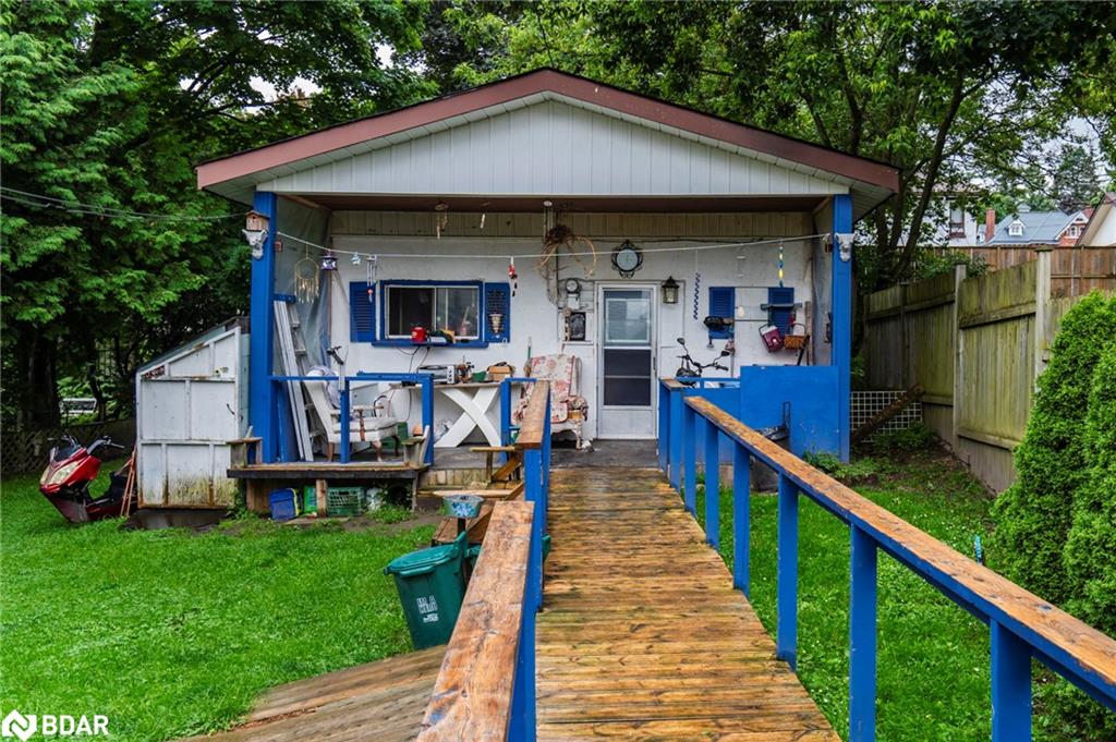 643 645 Dominion Avenue Property Photo 7