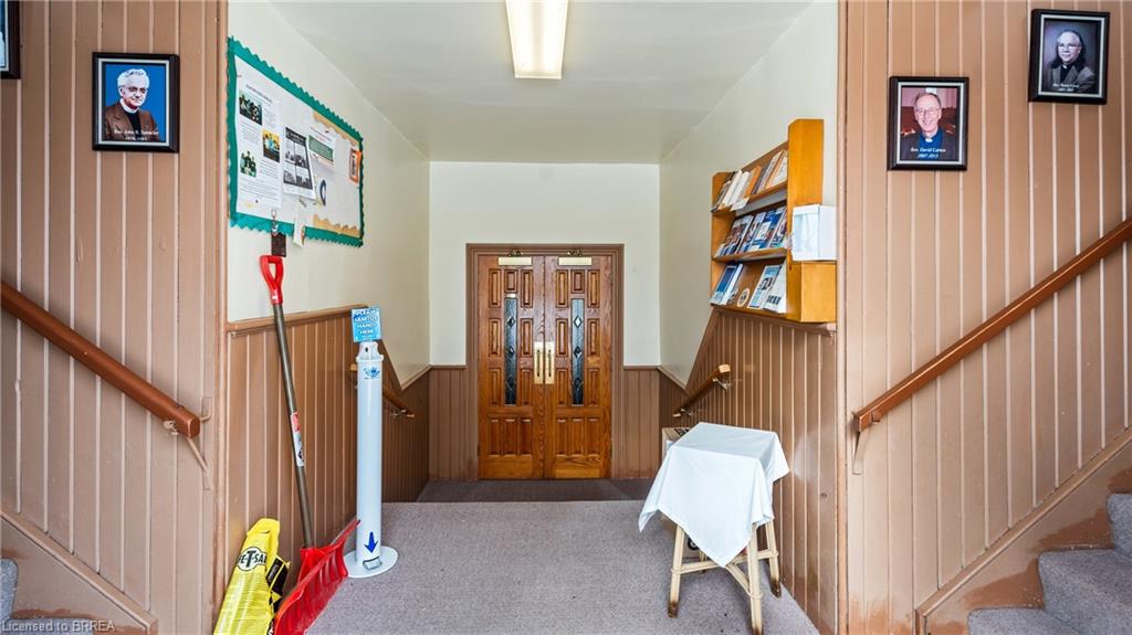 24 Elgin Street E Property Photo 32