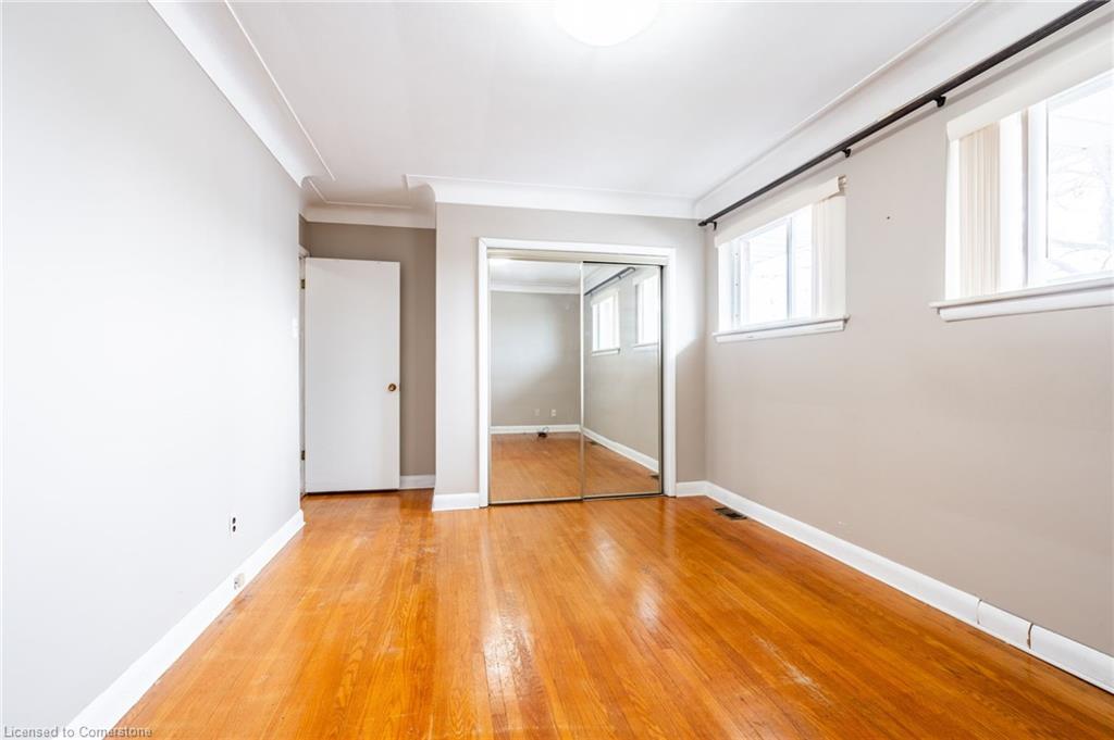 209 Nash Road N Property Photo 11