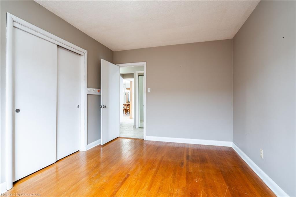 209 Nash Road N Property Photo 13