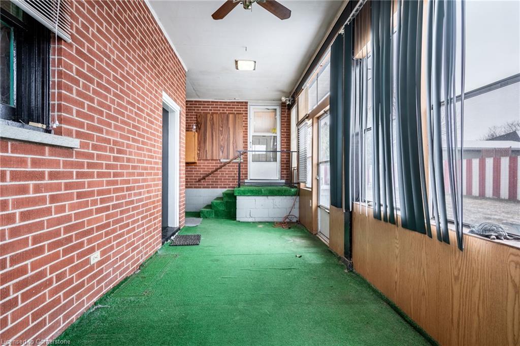209 Nash Road N Property Photo 38