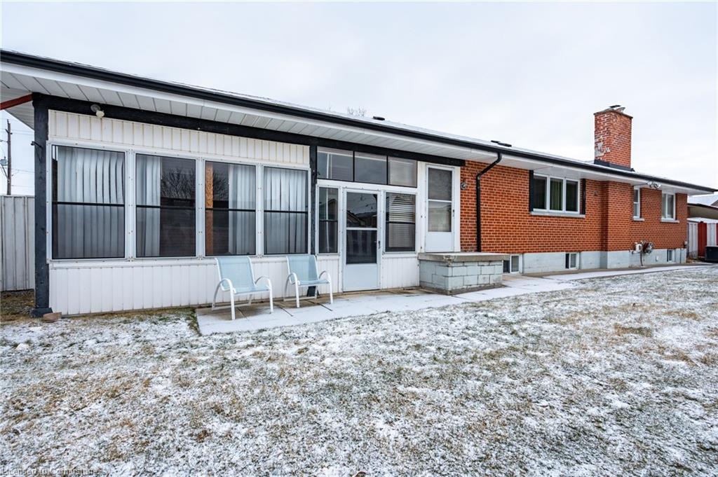 209 Nash Road N Property Photo 44