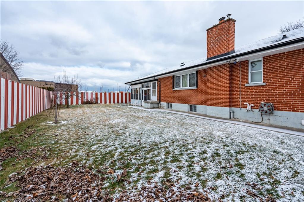 209 Nash Road N Property Photo 45