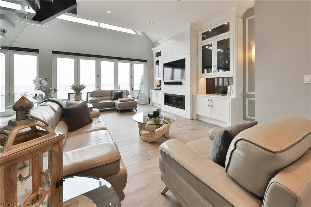 3188 Lakeshore Road Property Photo 17