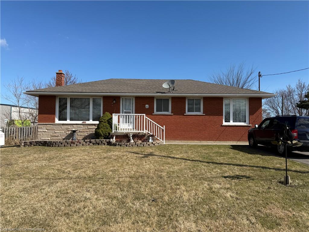 725 Mud Street E Property Photo