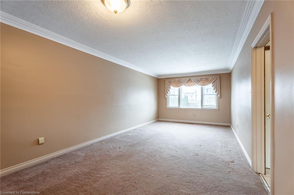 9 Rodney Avenue Property Photo 10